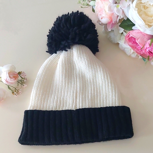 Kate Spade Toque - Picture 4 of 4